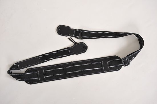 Ремень для гитары черный Лютнер ЛРГА3