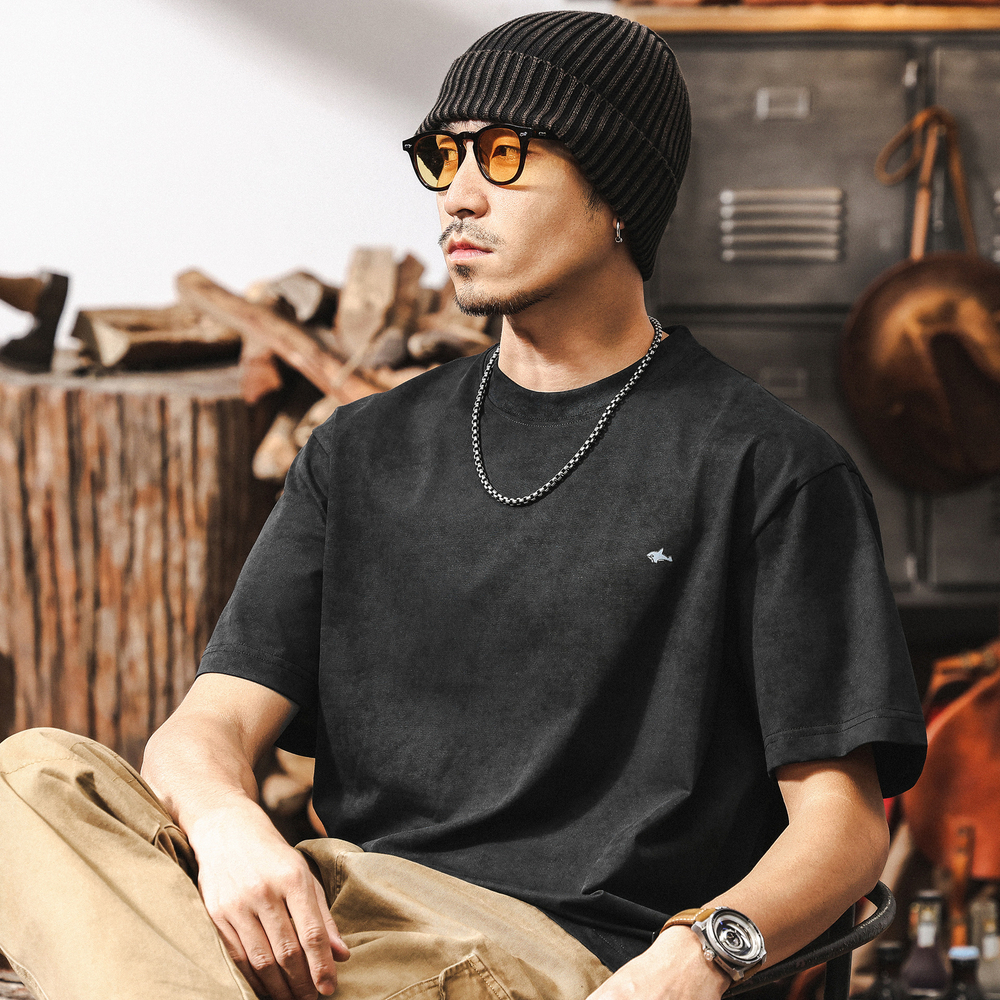 Американская ретро футболка с эффектом облака