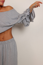 Лонгслив из пике укороченный