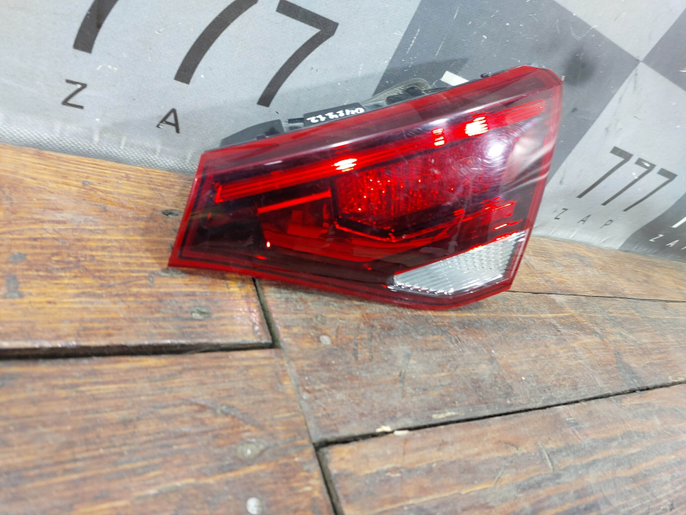 Фонарь задний правый Kia Rio 4 X-Line 20-нв Б/У Оригинал 92404H0700