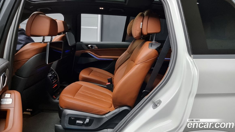 BMW X7 (G07) xDrive 40i M Sports 6-и местный (08.2022)
