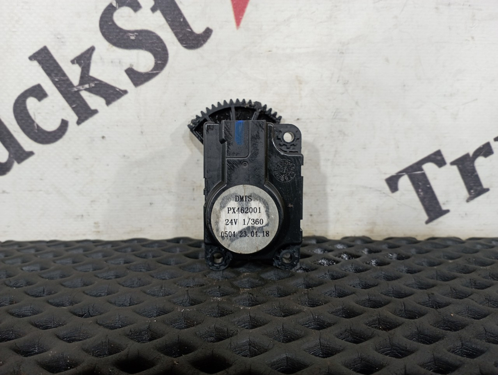 Моторчик заслонки печки