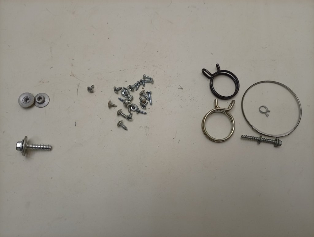 WMUF5050 кт42 Крепеж и хомуты для стиральной машины Hotpoint-Ariston WMUF5050 б/у