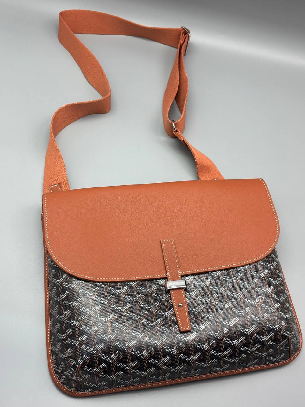 Сумка-мессенджер Goyard