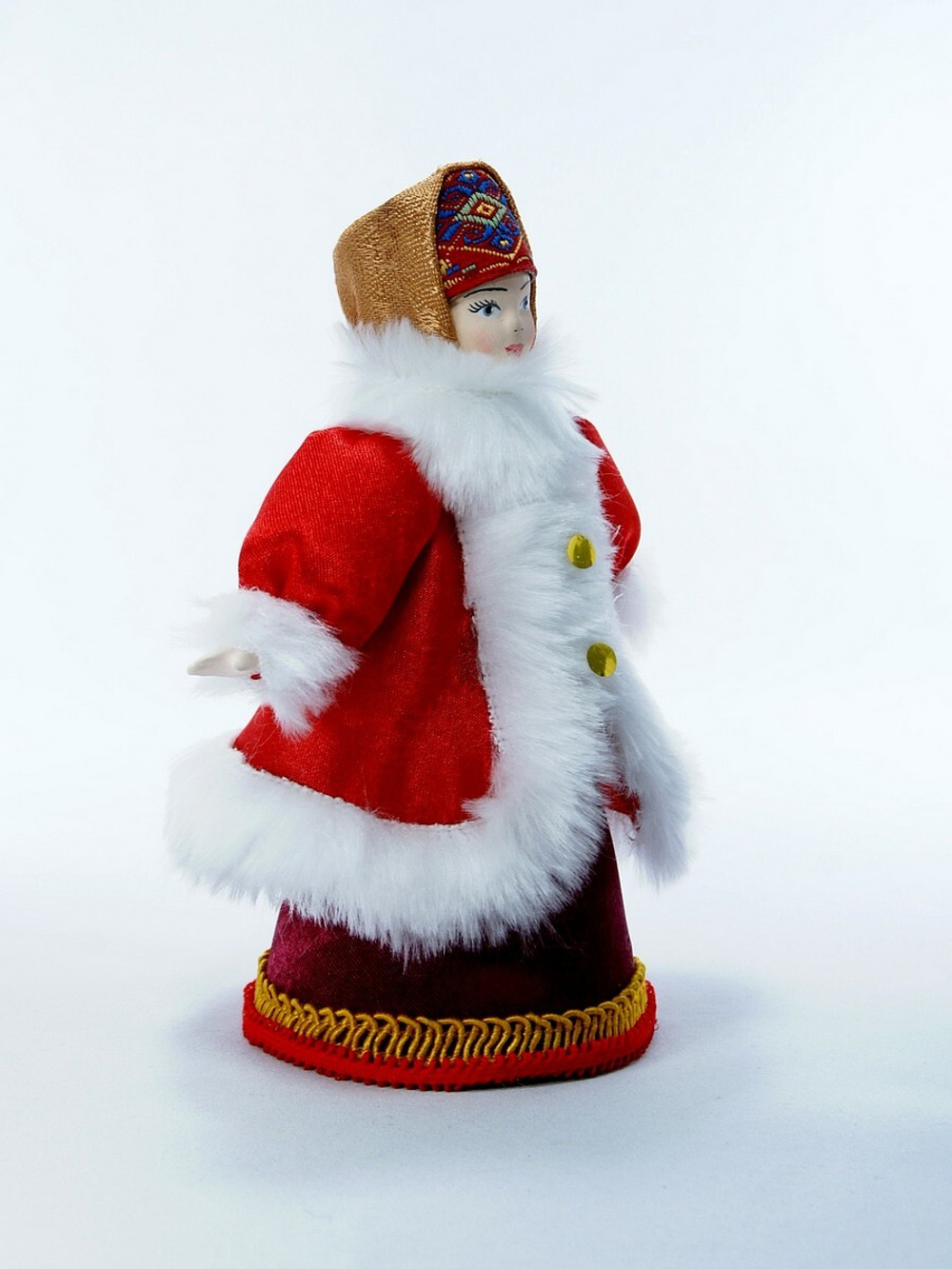 Кукла коллекционная Крестьянка в полушубке