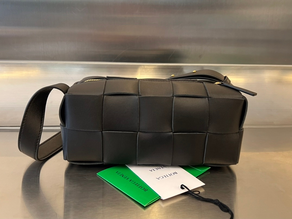 Bottega Veneta Small Brick Cassette 23 cm