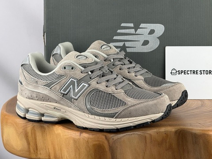 New Balance 2002R Marblehead