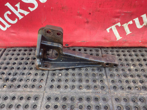 Кронштейн кабины правый 2017г