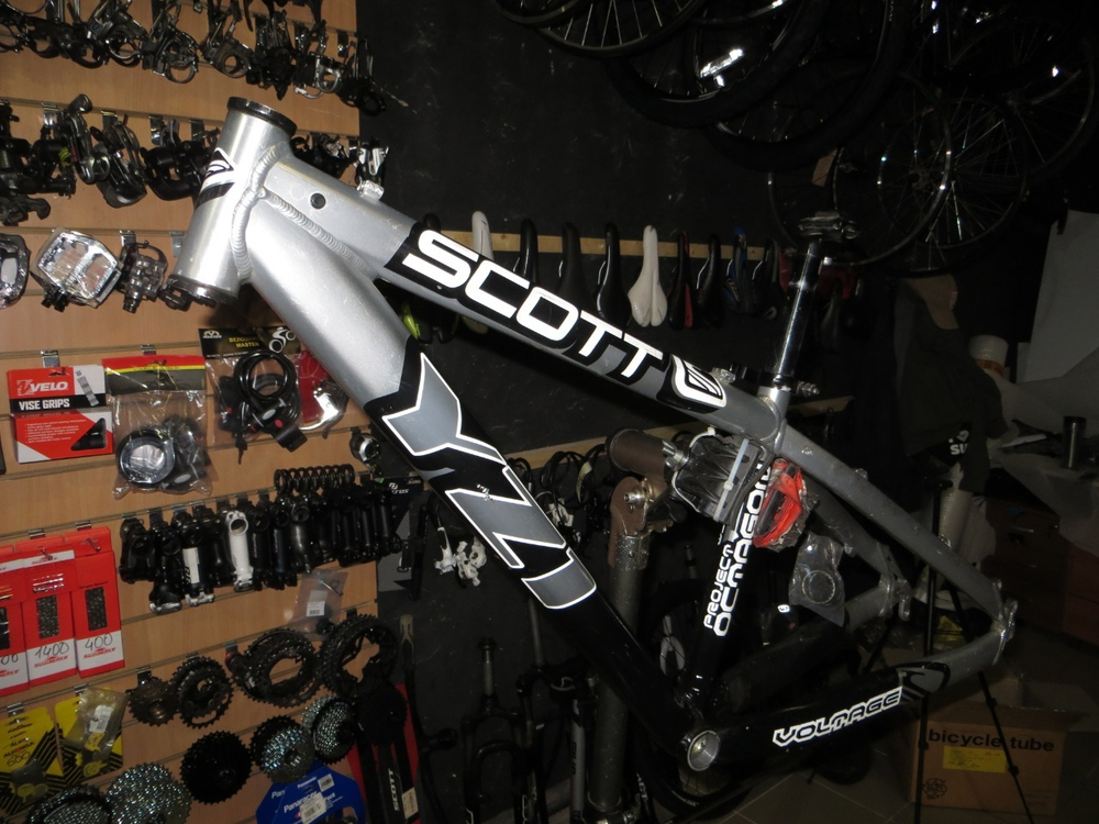 Рама велосипеда Scott Voltage YZ1 2004