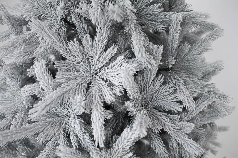 Заснеженная елка «Арктико» (Литая хвоя) от 1.5 до 2.1 м