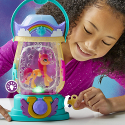 My Little Pony - Волшебный Фонарь Пони Санни СтарСкаут / артикул   F3329  / GTIN 5010993956807