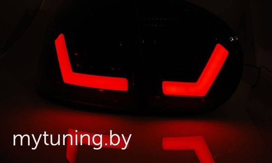 Задние фонари VW Golf 5 black led bar