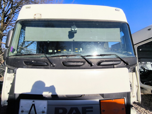 Решетка стеклоочистителя (Жабо)