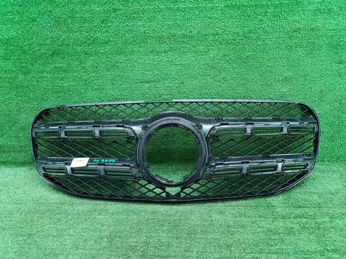 Решетка радиатора Mercedes GLS x167 (19-23) AMG 63