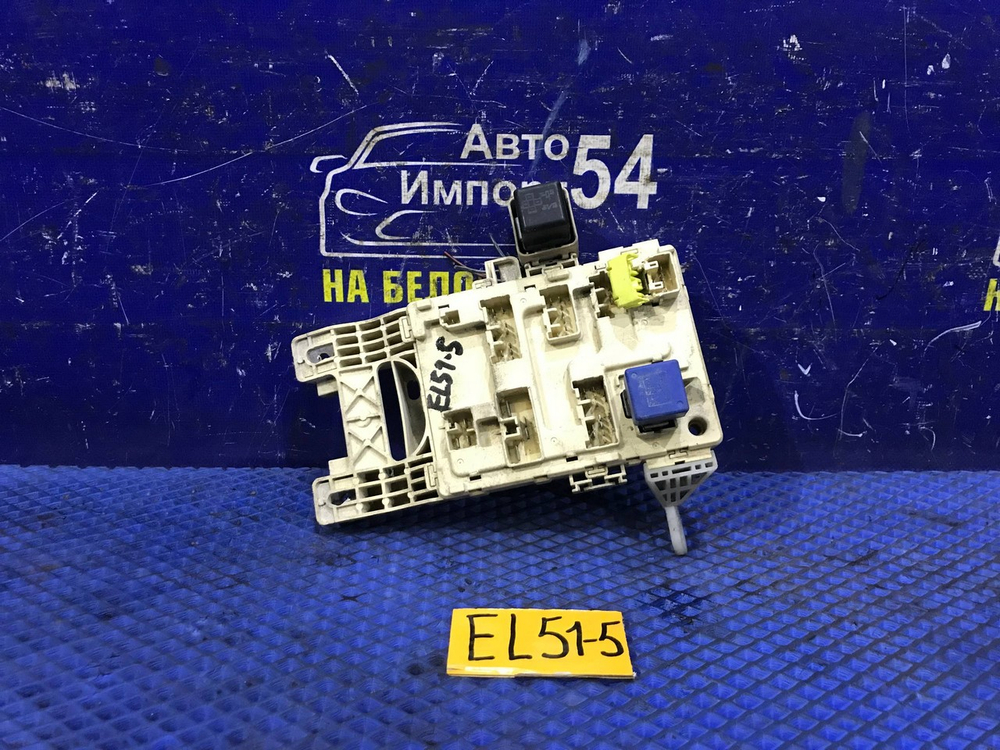 Блок предохранителей салонный TOYOTA CORSA 1997