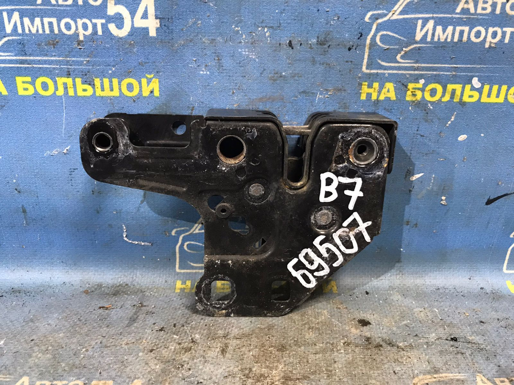 Замок капота AUDI A4 2005-2008