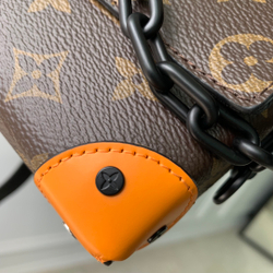 Louis Vuitton Steamer Wearable Wallet