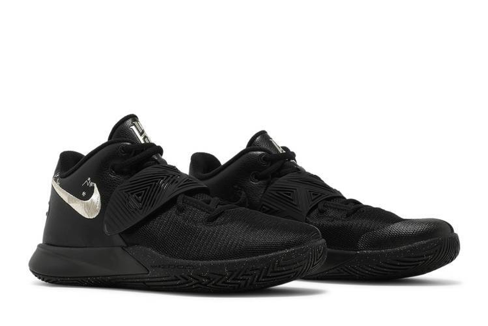 Кроссовки Nike Flytrap 3