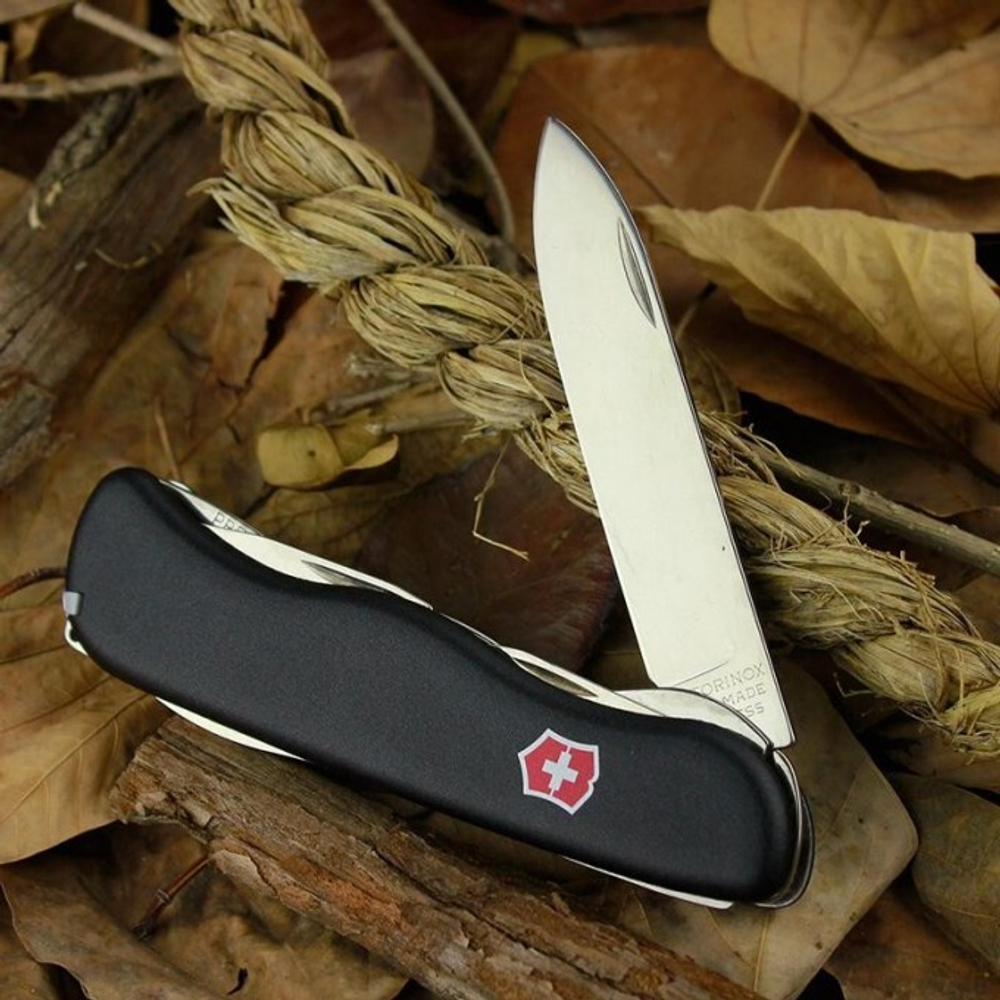 Нож Victorinox Forester, 111 мм, 12 функций, с фиксатором лезвия, черный