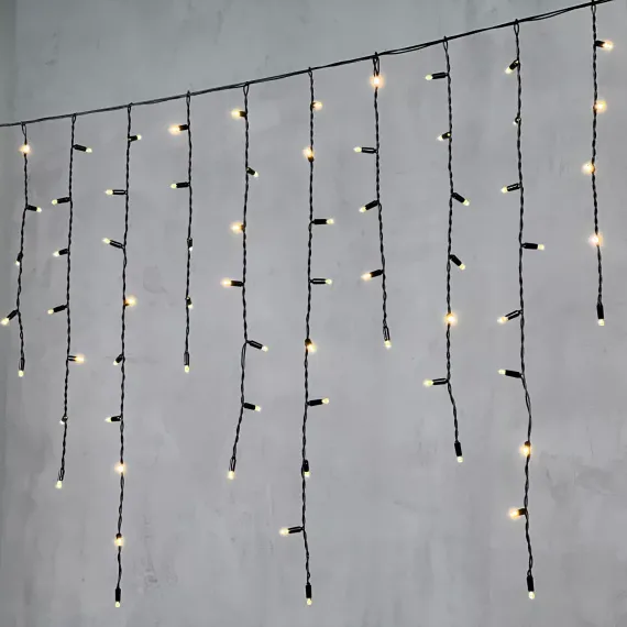 Светодиодная бахрома с колпачком 3,2*0,9 м., 180 теплых белых LED ламп, черный провод ПВХ, IP65, LTC (PIL180CAP-11-2WW)