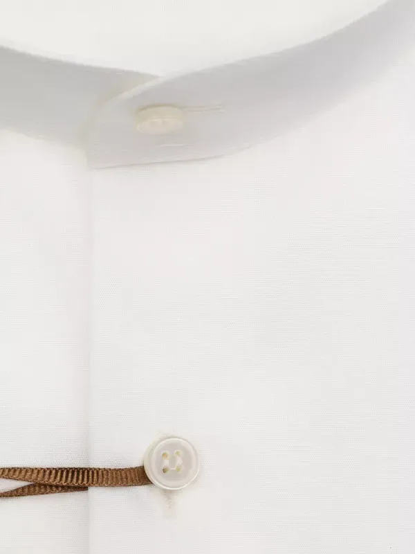 Рубашка с воротником-стойкой SLIM FIT с длинным рукавом, молочная