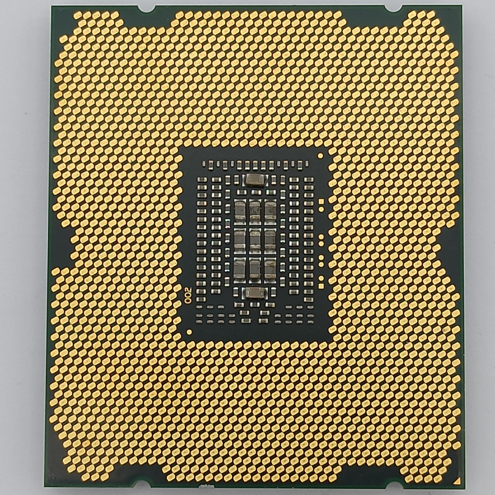 Процессор Intel Xeon E5-2690