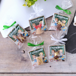 Конфета с открыткой "С выпускным!"