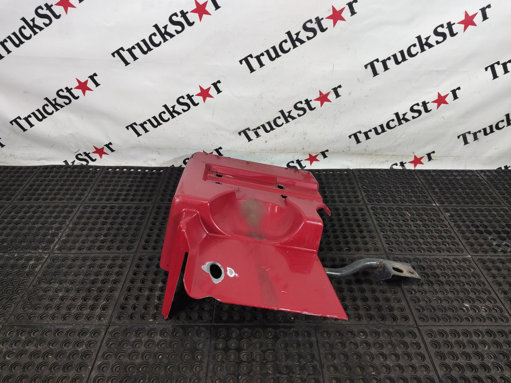 Крыло переднее правое задняя часть