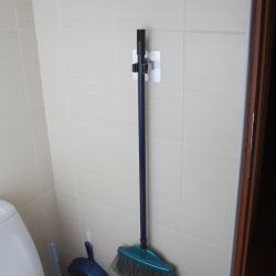 Держатель СИЛА SSH10-S1S-12 для инвентаря на силиконовом креплении 10х10 см нагрузка 2,5 кг хром серебристый