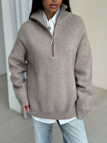 Свитер в цвете капучино на молнии