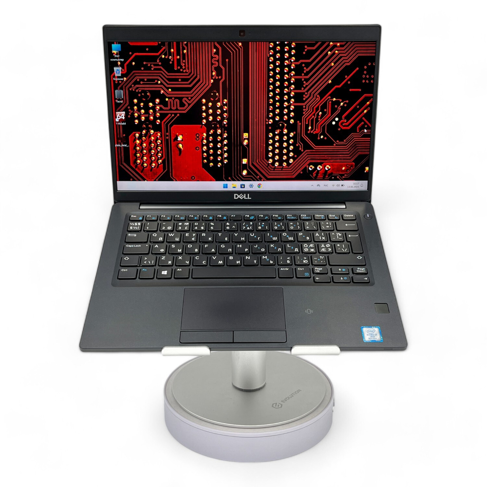 Latitude 7390