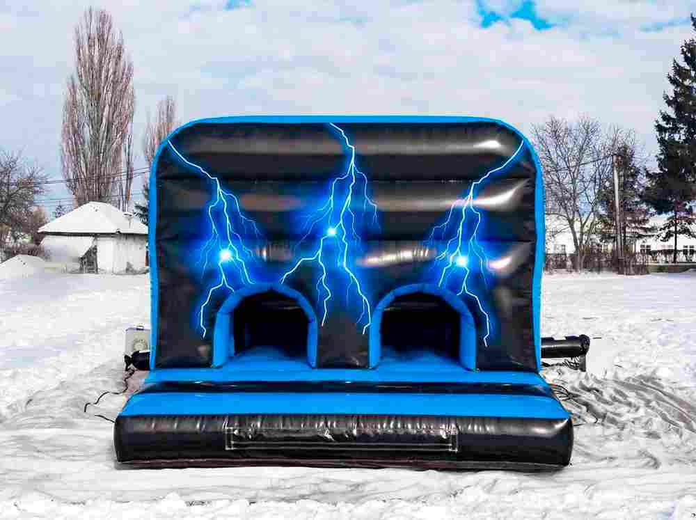 Надувная полоса препятствий для тимбилдинга «Молния», 40×3,5×4 м