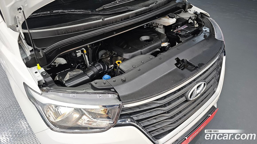 Hyundai The New Grand Starex Van 5인승 (06.2020)