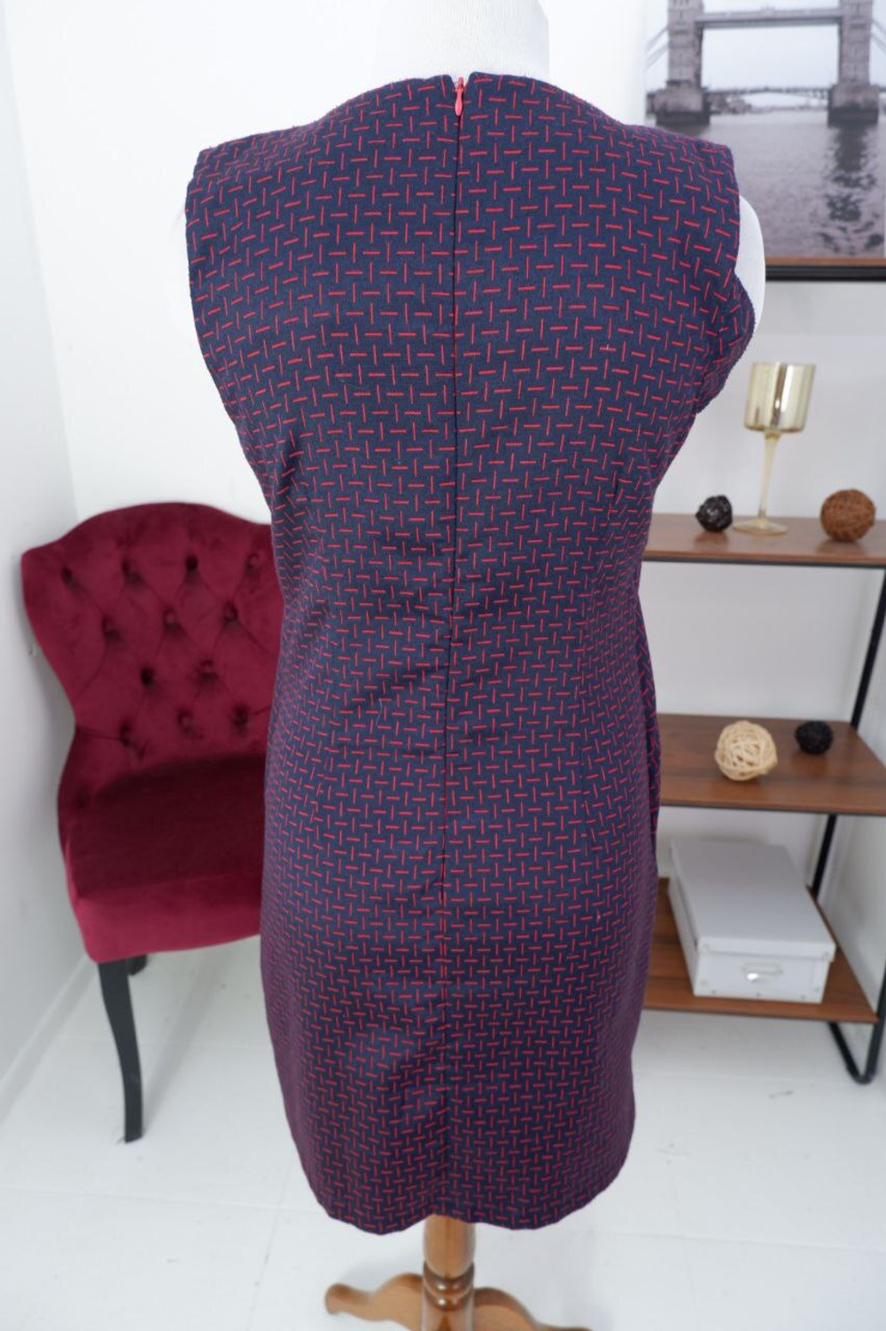 Платье D&M стильное 48 размер