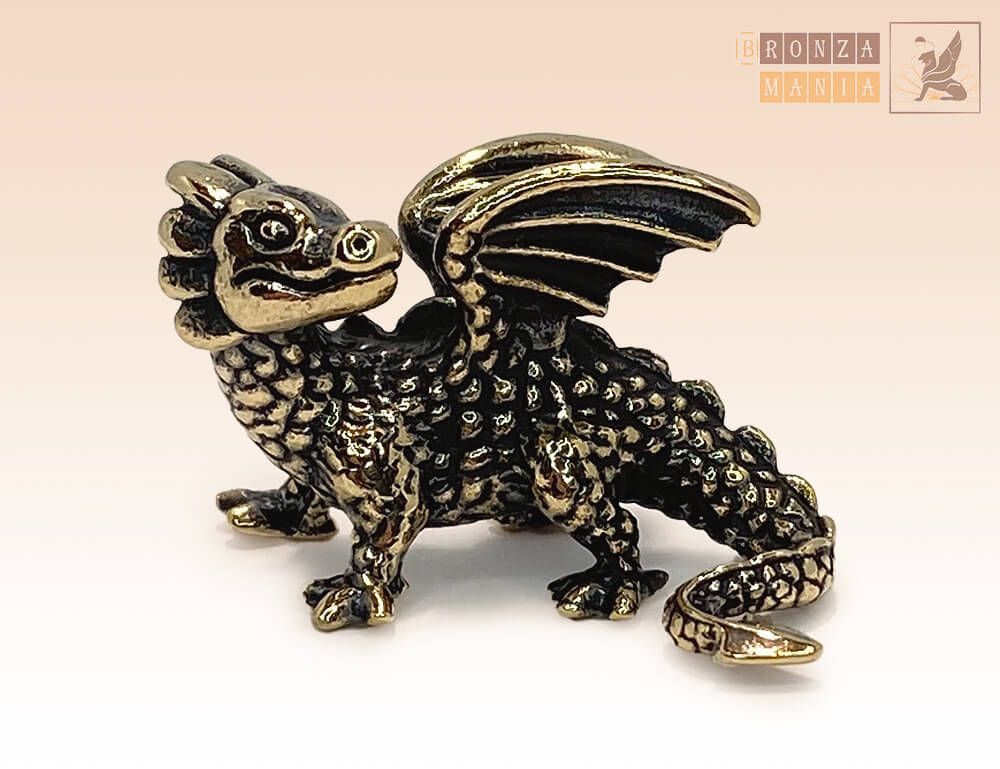 фигурка Дракончик