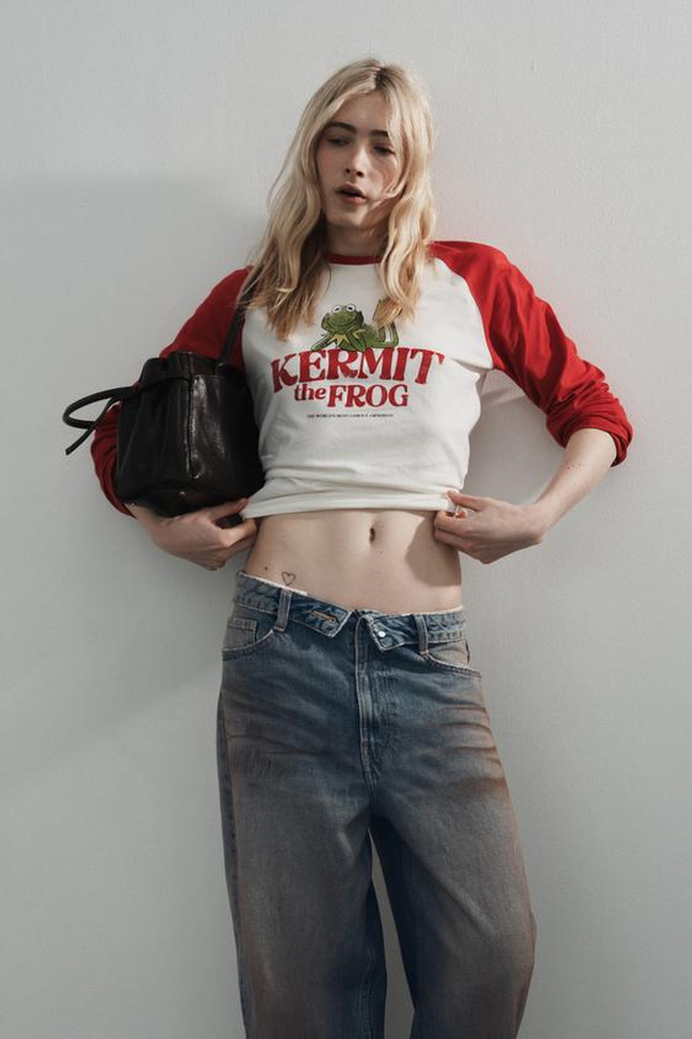 ZARA ДЖИНСЫ TRF СО СРЕДНЕЙ ПОСАДКОЙ И ОТЛОЖНЫМ ПОЯСОМ, СЕРО-СИНИЙ