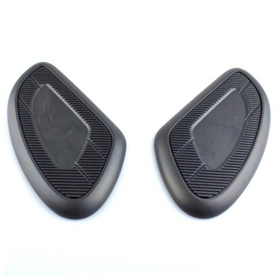 TRIUMPH Противоскользящие наклейки на бак A2402054