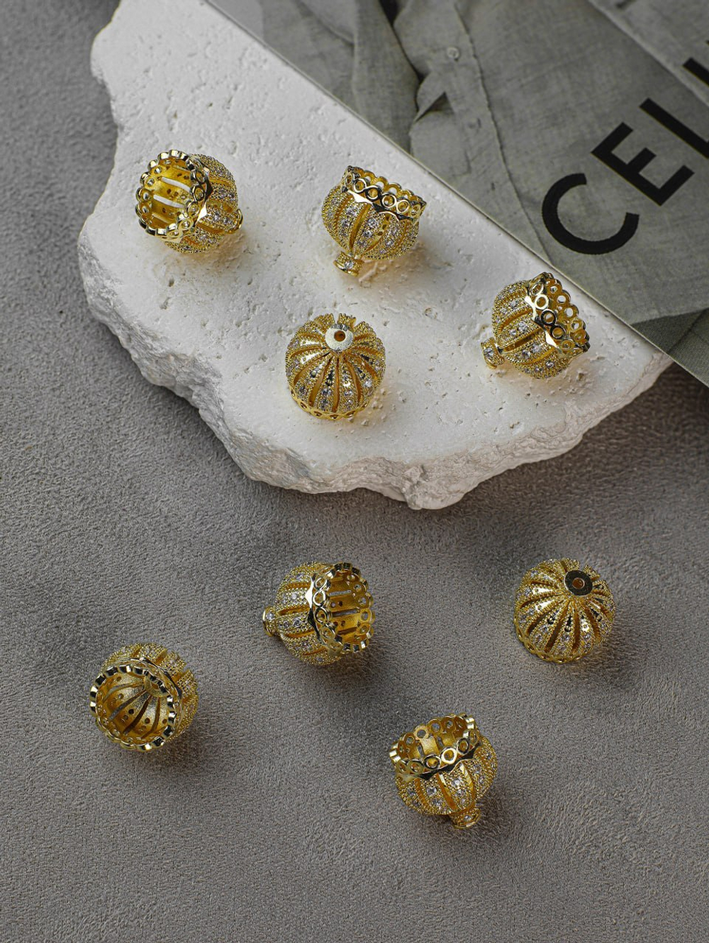 Шапочка для бусин с фианитами, позолота 14k, 13 мм, 1 штука