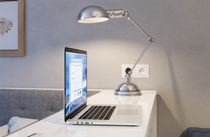 Офисные настольные лампы