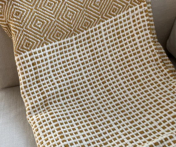 Плед с кисточками