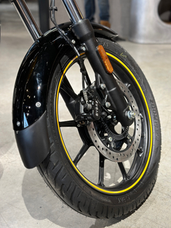 Royal Enfield Meteor 350 Fireball Yellow