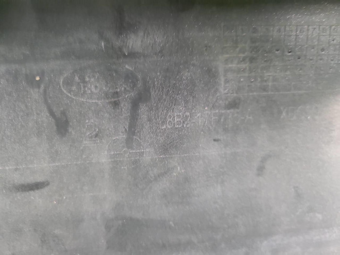 Накладка переднего бампера LR Defender L663 19-нв