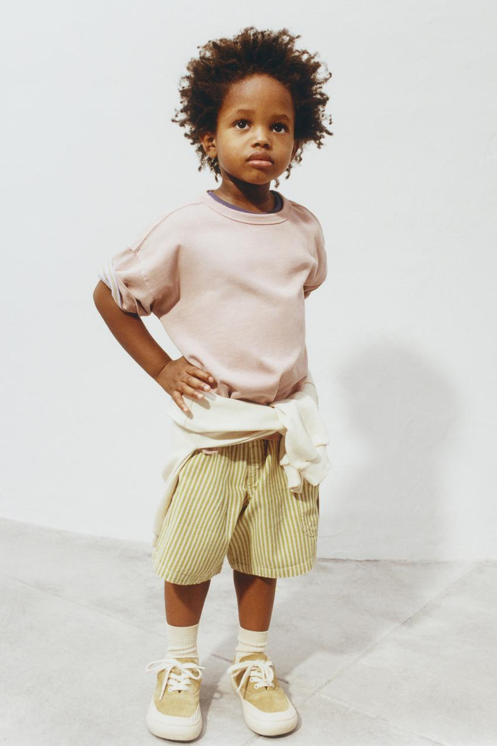 ZARA БЕРМУДЫ В ПОЛОСКУ ИЗ ХЛОПКА И ЛЬНА, ЭКРЮ/ЗЕЛЕНЫЙ