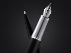 Parker IM Legacy of Flight CT ручка перьевая черная, 0,8мм, подарочная упаковка