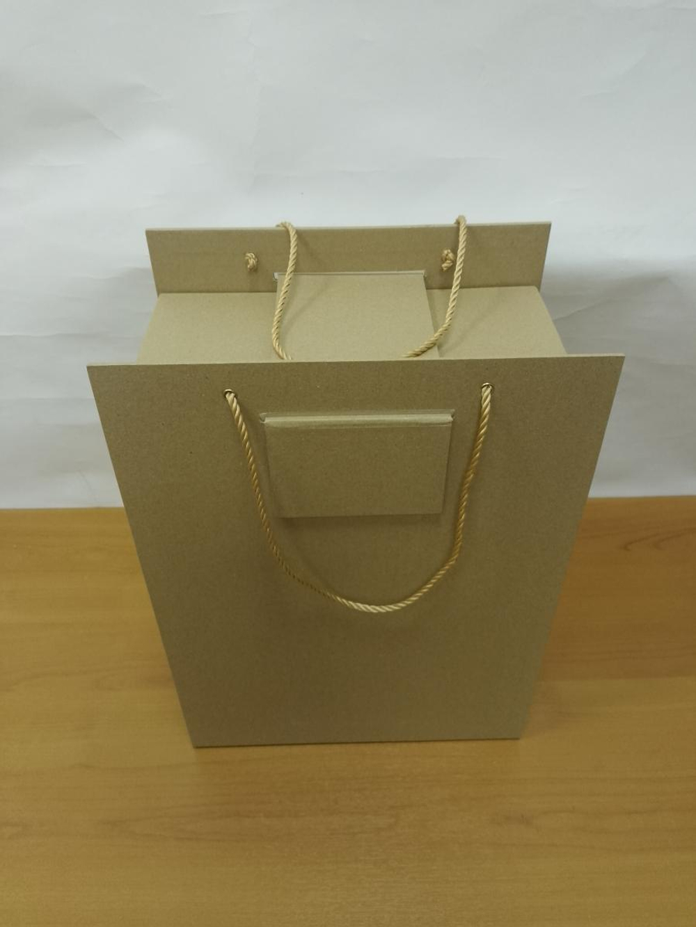 Книга подарочная в коже "Настольная книга руководителя"