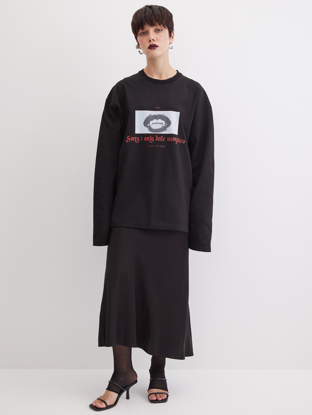 Лонгслив Vampires, черный