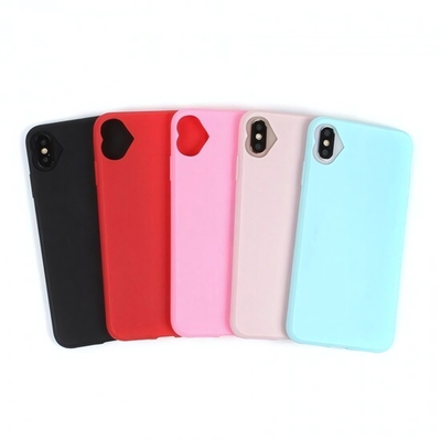 Силиконовый чехол с вырезом-сердечком для iPhone XS Max, 010940 Красный