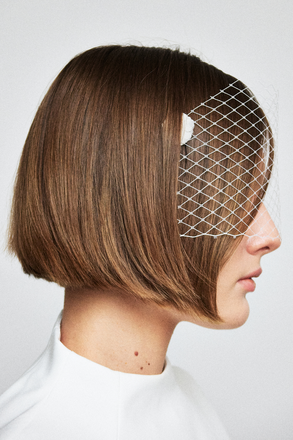 Вуаль белая на заколках