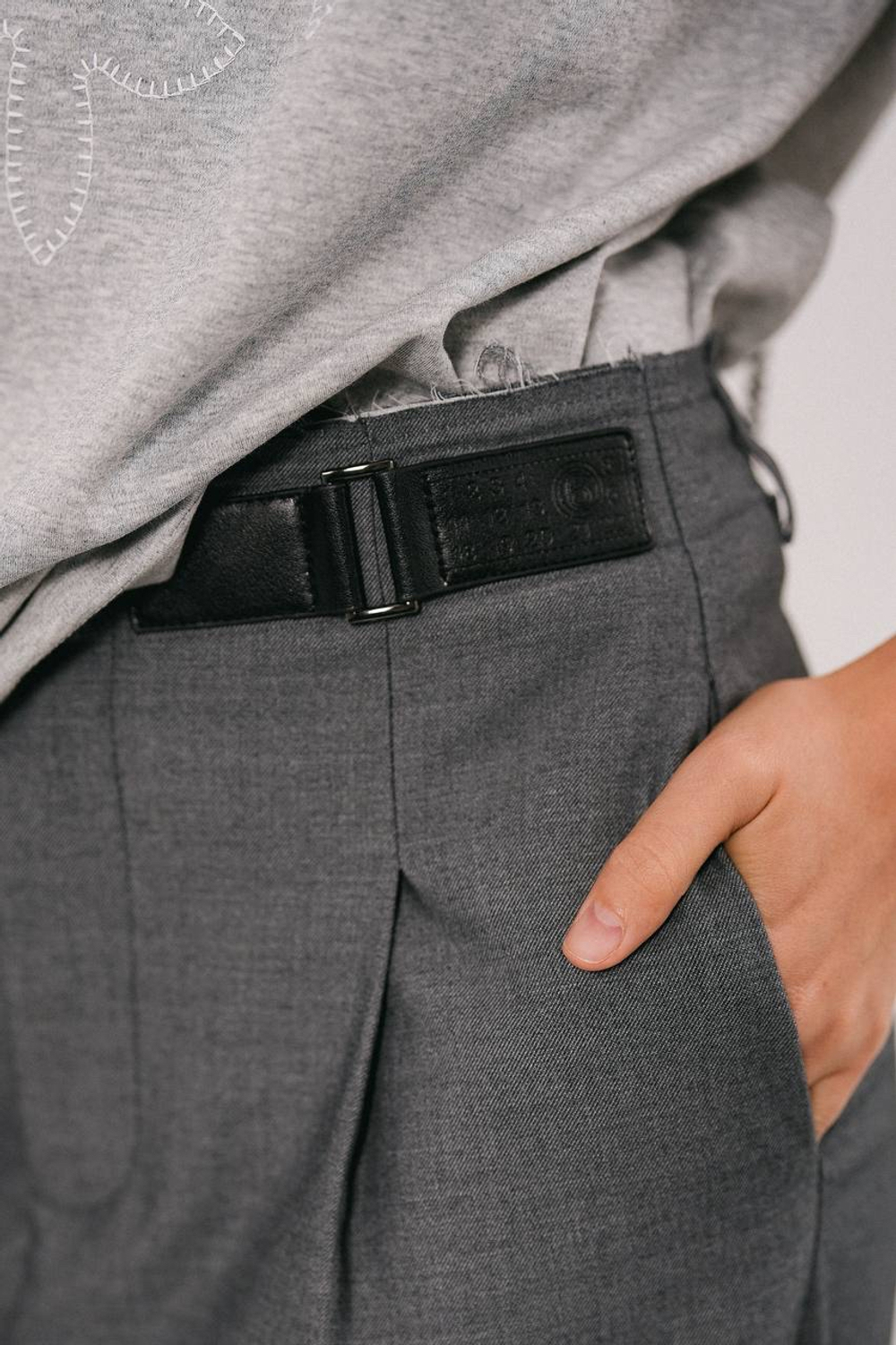 Брюки палаццо из костюмной ткани со вставкой на поясе