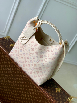 Louis Vuitton Carmel